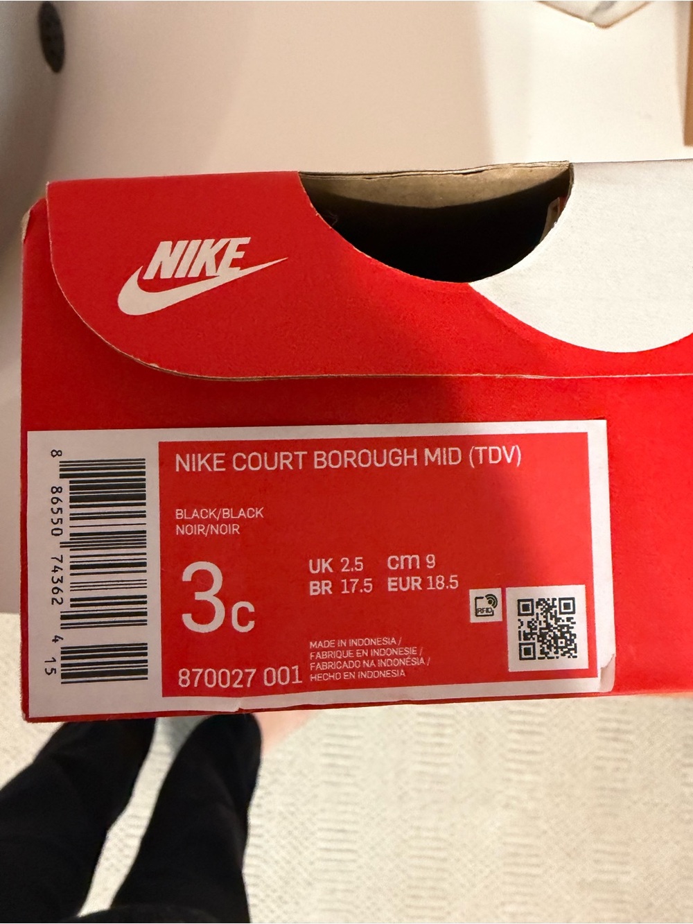 Nike Black Court Borough Mid